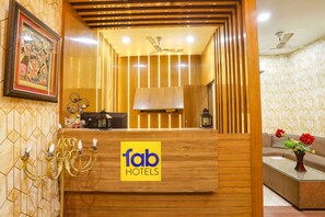 Reception - Fabhotel Uday Villa (Kanpur)