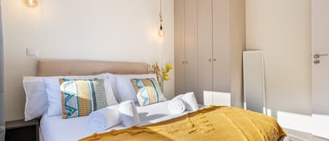2 slaapkamers, een strijkplank/strijkijzer, wifi, beddengoed