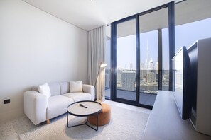 Studio | 1 bedroom - Executive Burj View Studio at Upside Living Business Travel Ready (Dubai)