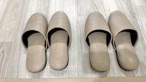 Four beige slippers on a light wooden floor. - 8Greige ] 2min Dotonbori Namba Kuromon Wi-Fi 〇 (Osaka)