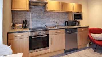 Fridge, dishwasher, electric kettle, toaster