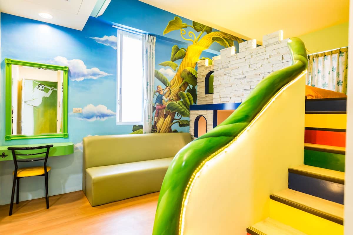 Gallery Dört Kişilik Oda | 1 yatak odası, ses yalıtımı, ücretsiz kablosuz İnternet