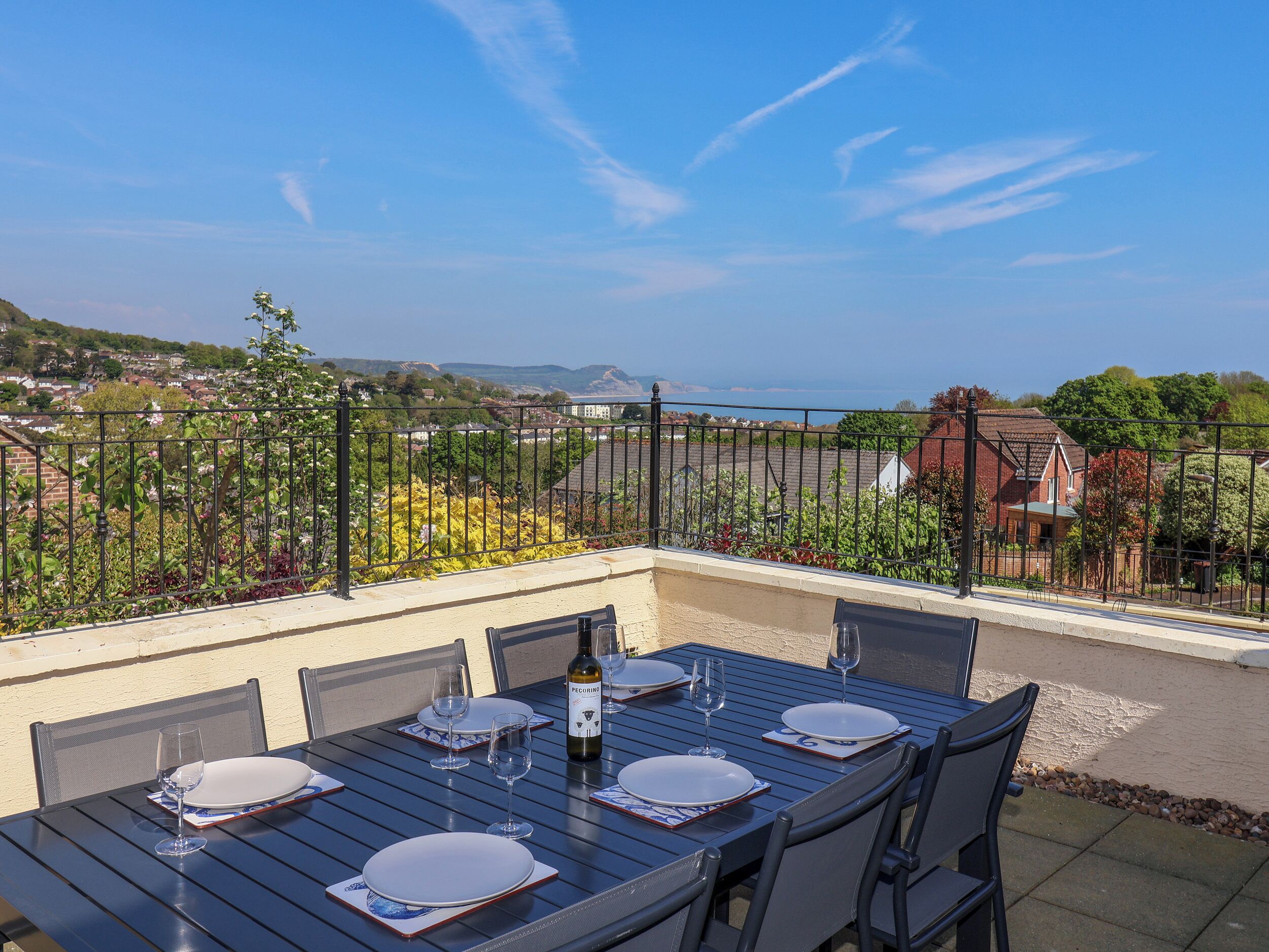 Cottage | Buiten dineren