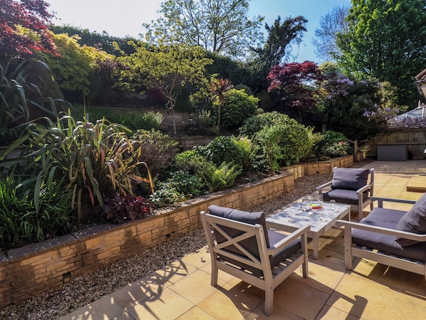Cottage | Outdoor dining