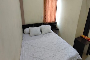 Standard Double Room | Bed sheets