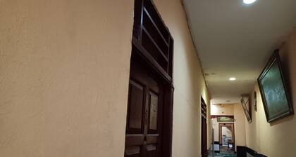 OYO 93479 Hotel Jaguar Sentani