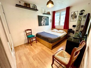 4 Schlafzimmer, Bügeleisen/Bügelbrett, WLAN, Bettwäsche