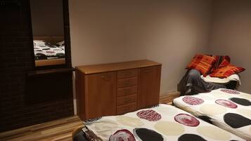 3 Schlafzimmer, Bügeleisen/Bügelbrett, WLAN, Bettwäsche