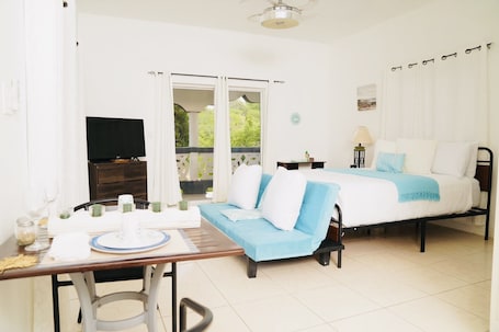 Villa | 1 bedroom, iron/ironing board, free WiFi, bed sheets