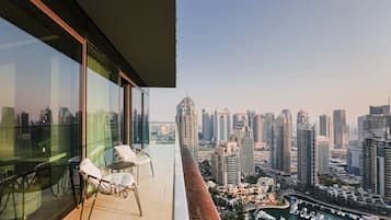 Staduitzicht vanuit accommodatie