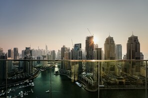 Exclusive Apartment, 2 Bedrooms, Balcony, Marina View | Balcony view