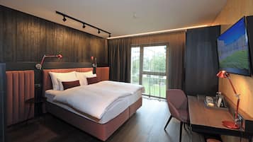 Superior Double Room | In-room safe, desk, blackout drapes, soundproofing