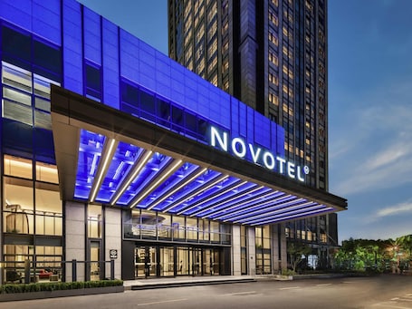 Exterior. Novotel Shanghai Jingan