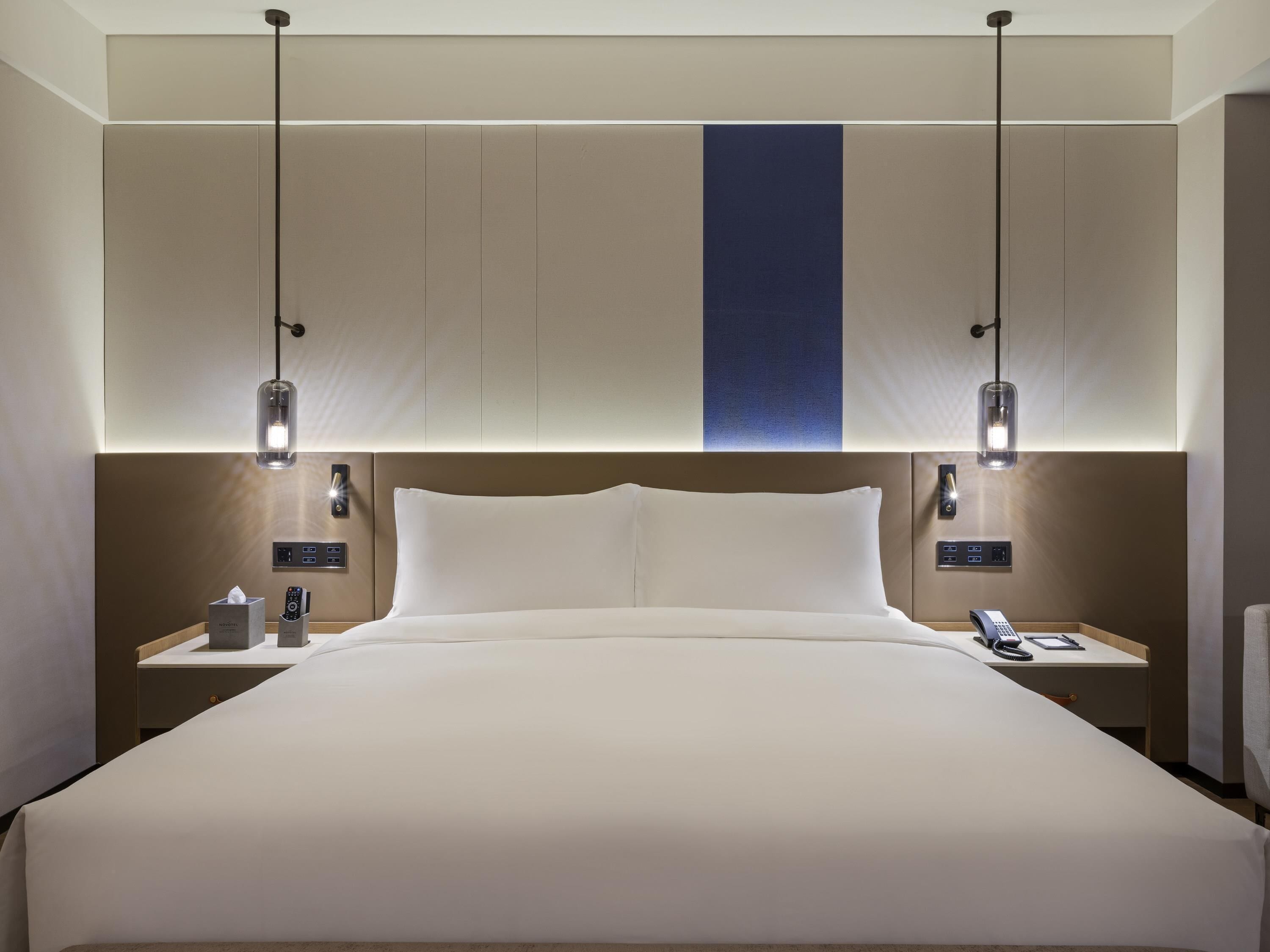 Zimmersafe, Verdunkelungsvorhänge, Bügeleisen/Bügelbrett, Zustellbetten