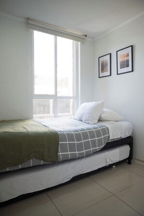 2 Schlafzimmer, Schreibtisch, Bügeleisen/Bügelbrett, WLAN