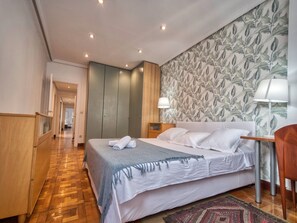 4 bedrooms, iron/ironing board, WiFi, bed sheets - Apartamento EN Gros Zurriola Beach (San Sebastián)