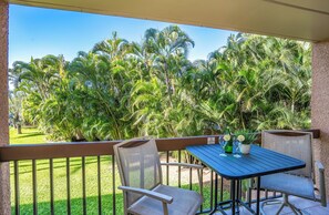 Outdoor dining - Modern Beautiful Renovated Maui Vista 3220 (Kihei)