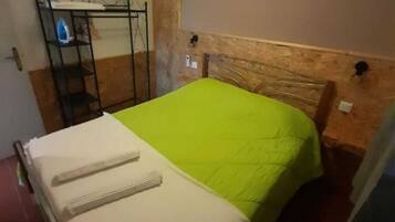 1 quarto, ferros/tábuas de passar roupa, berço de viagem, Wi-Fi