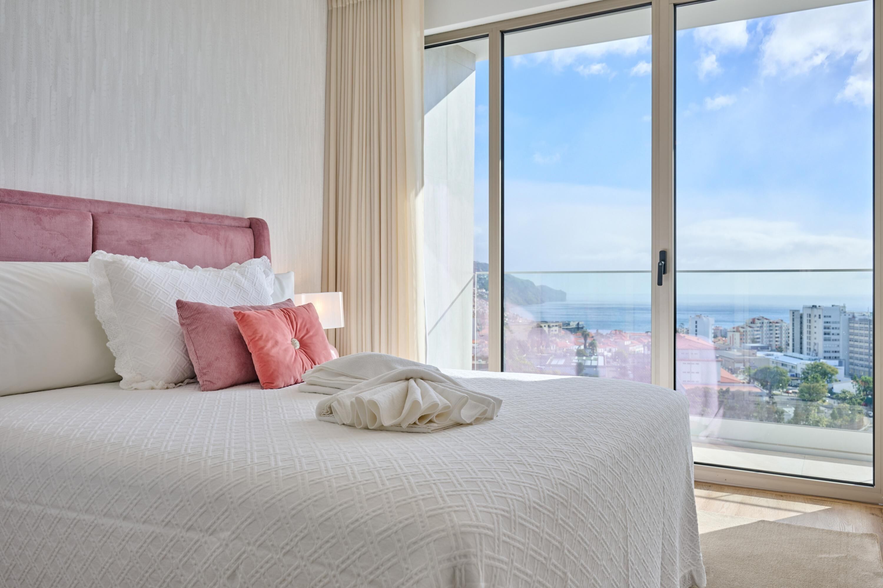 2 عدّة غرف نوم