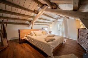 3 soverom, strykejern/-brett, wi-fi og sengetøy