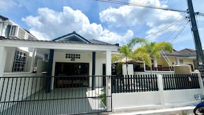 Villa, 2 chambres, accessible aux personnes à mobilité réduite, terrasse | Extérieur