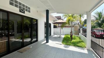 Villa, 2 Bedrooms, Accessible, Terrace | Property grounds