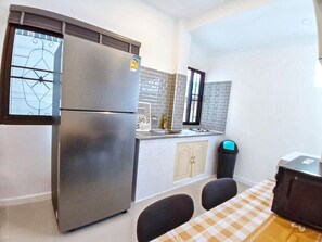 Villa, 2 Bedrooms, Accessible, Terrace | Private kitchen