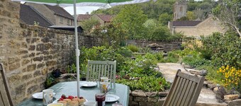 Two Towers Cottage