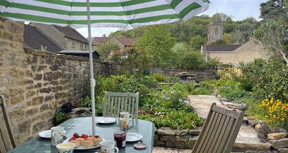 Two Towers Cottage