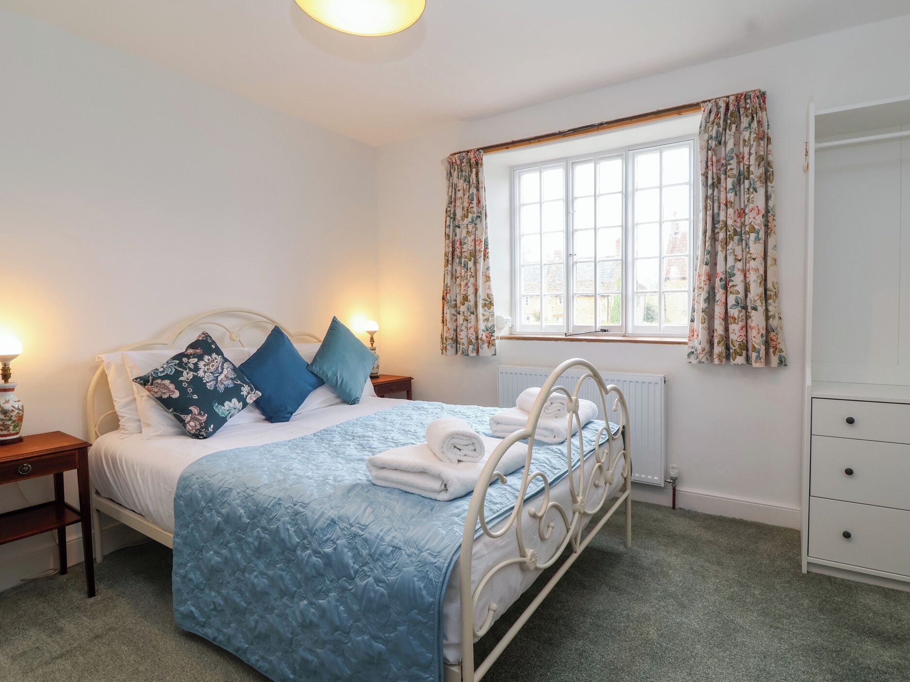 2 bedrooms, individually decorated, individually furnished, free WiFi