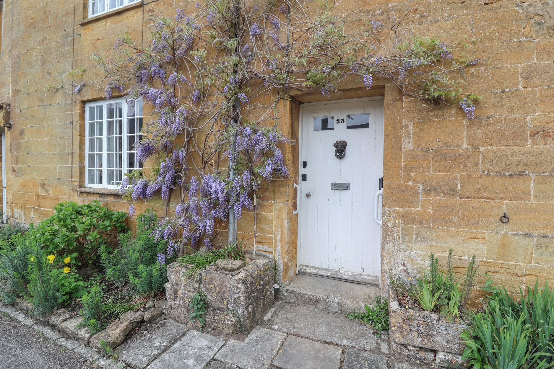 Cottage | Exterior detail