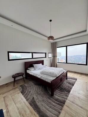 3 bedrooms, WiFi, bed sheets