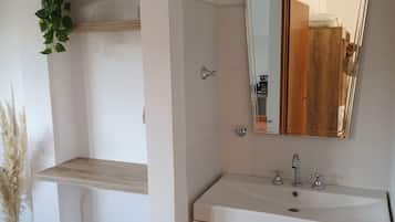 Toallas y papel de baño