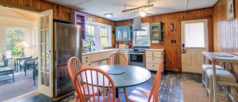 Cottage (3 Bedrooms) | Front of property