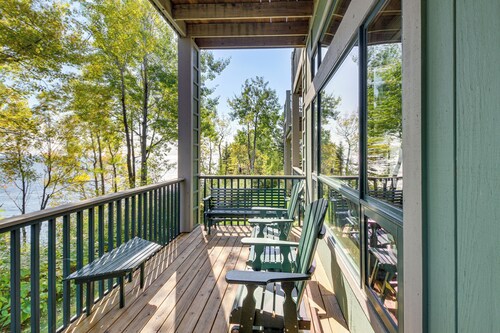 Ski, Hike, Bike, Relax: Tofte Townhome w/ Deck!