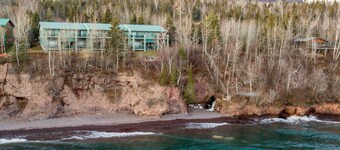Ski, Hike, Bike, Relax: Tofte Townhome w/ Deck!