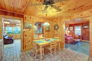 Casa (2 Bedrooms) | Interior