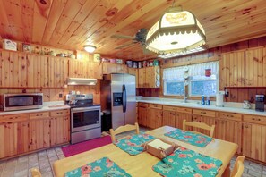 House (2 Bedrooms) | Interior - Dog-friendly Burnsville Home w/ Patio & Trails! (Burnsville)