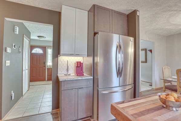 House (3 Bedrooms) | Interior