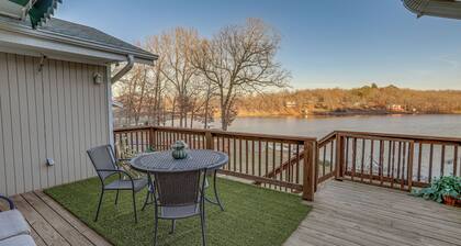 Waterfront Cherokee Village Home w/ Private Dock!