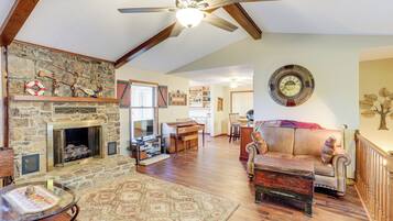 House (3 Bedrooms) | Front of property