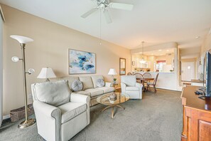 Interior - Naples Condo w/ Pond Views & Patio - Near Golf! (Naples)