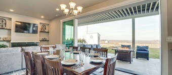 Hunt & Hike: Potholes State Park Home Hot Tub