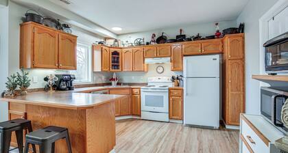 5 Mi to Fort Osage: Quiet Countryside Studio