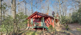 Dog-friendly Burnsville Cabin Rental Near Hiking!