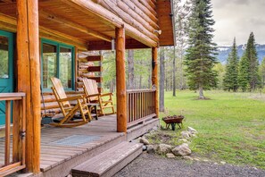 House (3 Bedrooms) | Interior - Peaceful Donnelly Retreat < 1 Mi to Lake Cascade! (Donnelly)