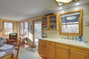 House (1 Bedroom) | Interior