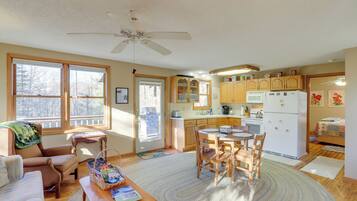 House (1 Bedroom) | Interior