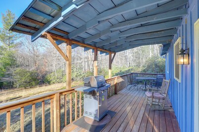 Burnsville Cabin w/ Deck & Trails - Dog Friendly!