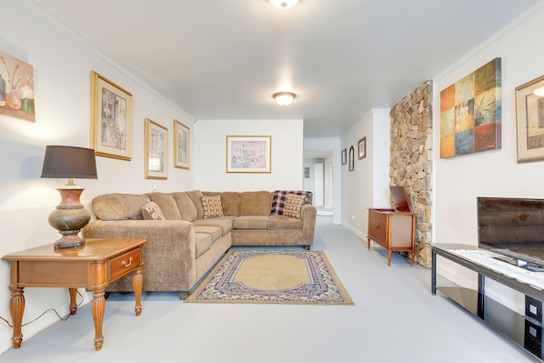 อพาร์ทเมนท์ (1 Bedroom) | ด้านหน้าที่พัก